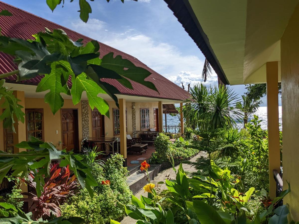 Tipolo Beach Resort Moalboal Exterior photo